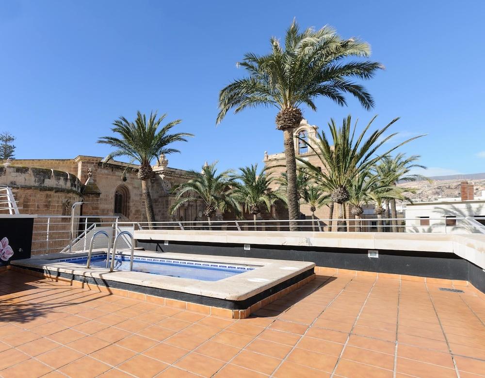 Catedral Almeria Exterior photo